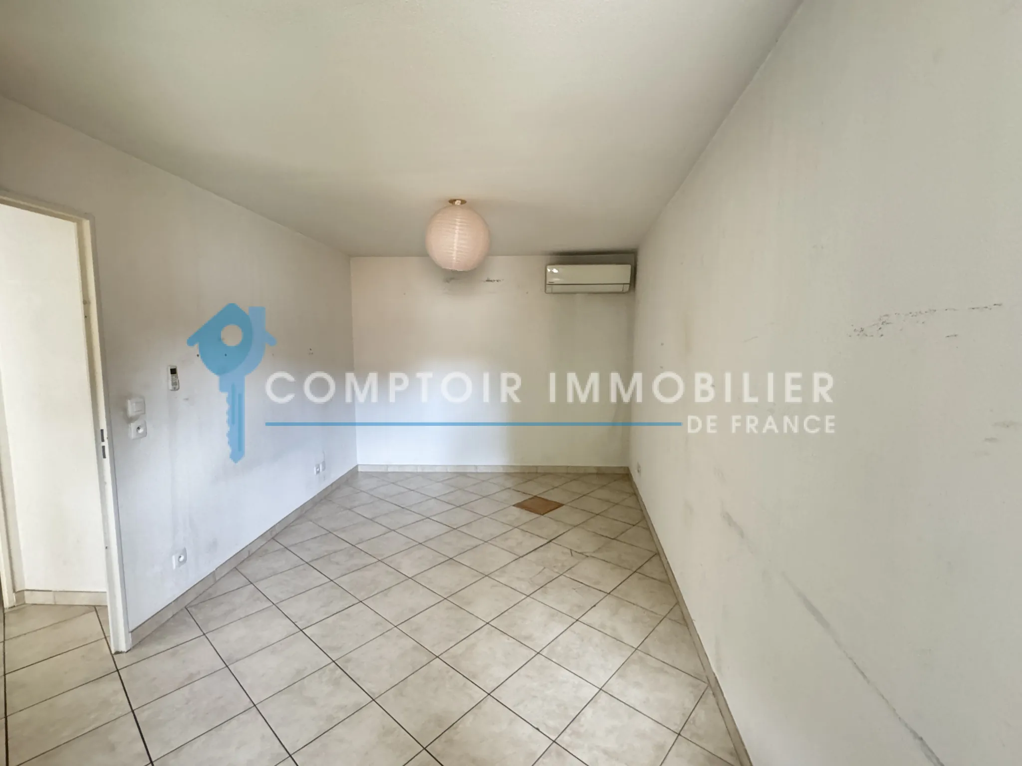 Appartement T3 à Marseille 13004 avec balcon, parking privé et vue sur parc 