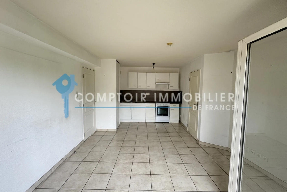 Appartement T3 à Marseille 13004 avec balcon, parking privé et vue sur parc 