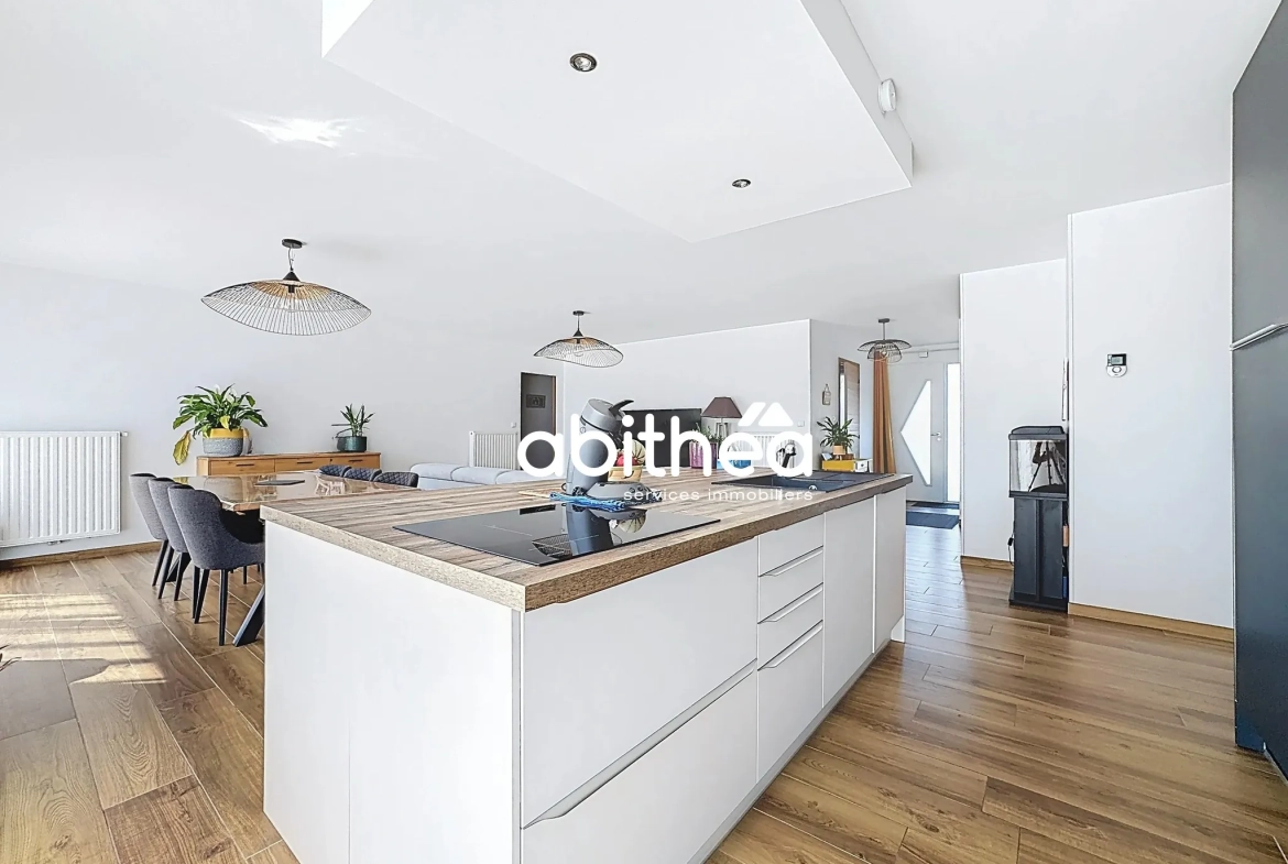 Maison 4 chambres de plain-pied à Vermelles – 120m² avec jardin et garage 