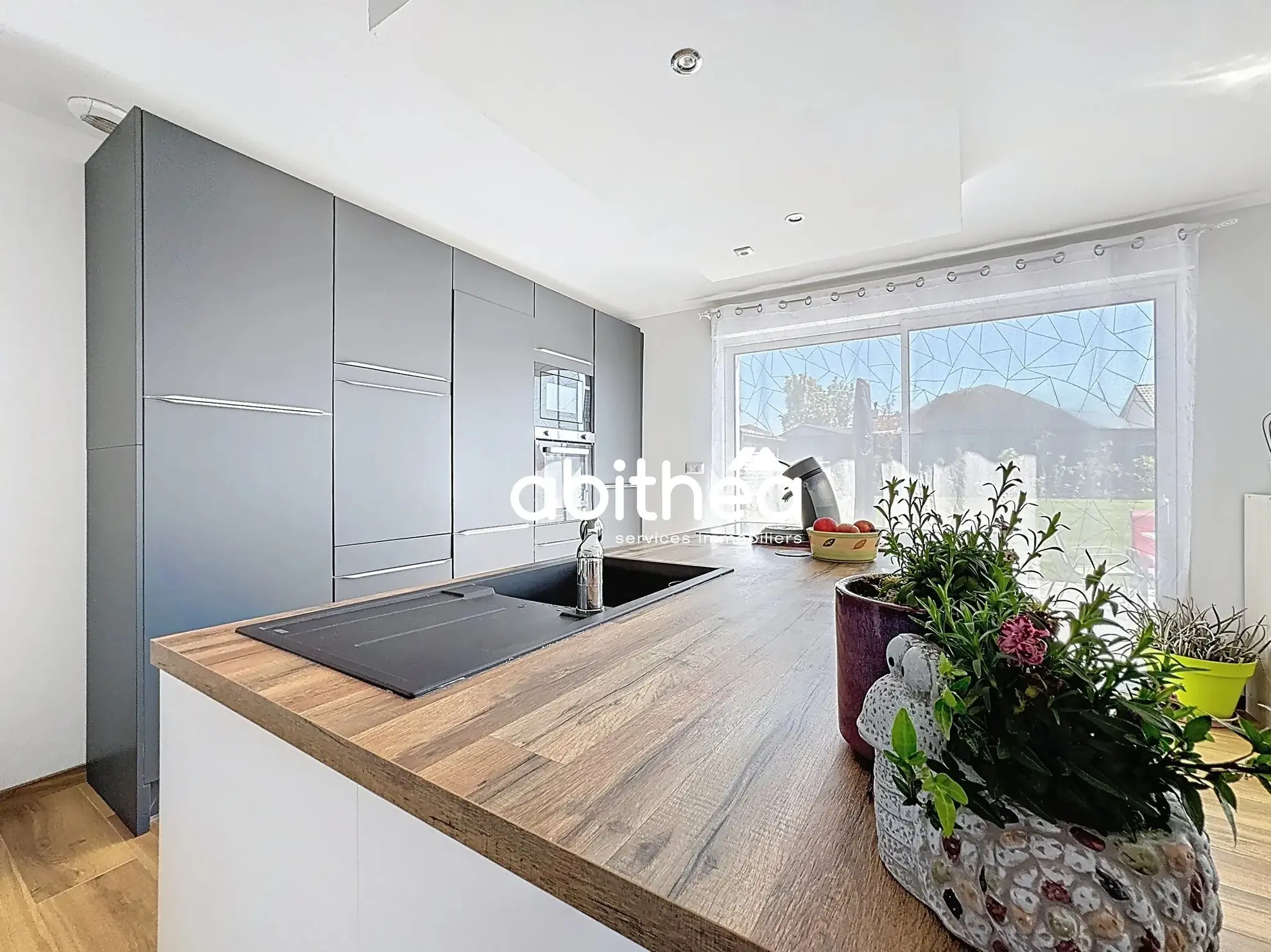 Maison 4 chambres de plain-pied à Vermelles – 120m² avec jardin et garage 