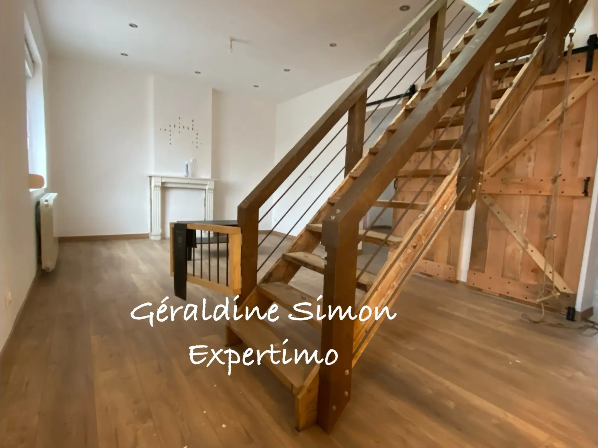 Maison à Lievin de 235 m² avec potentiel mixte et cour spacieuse 