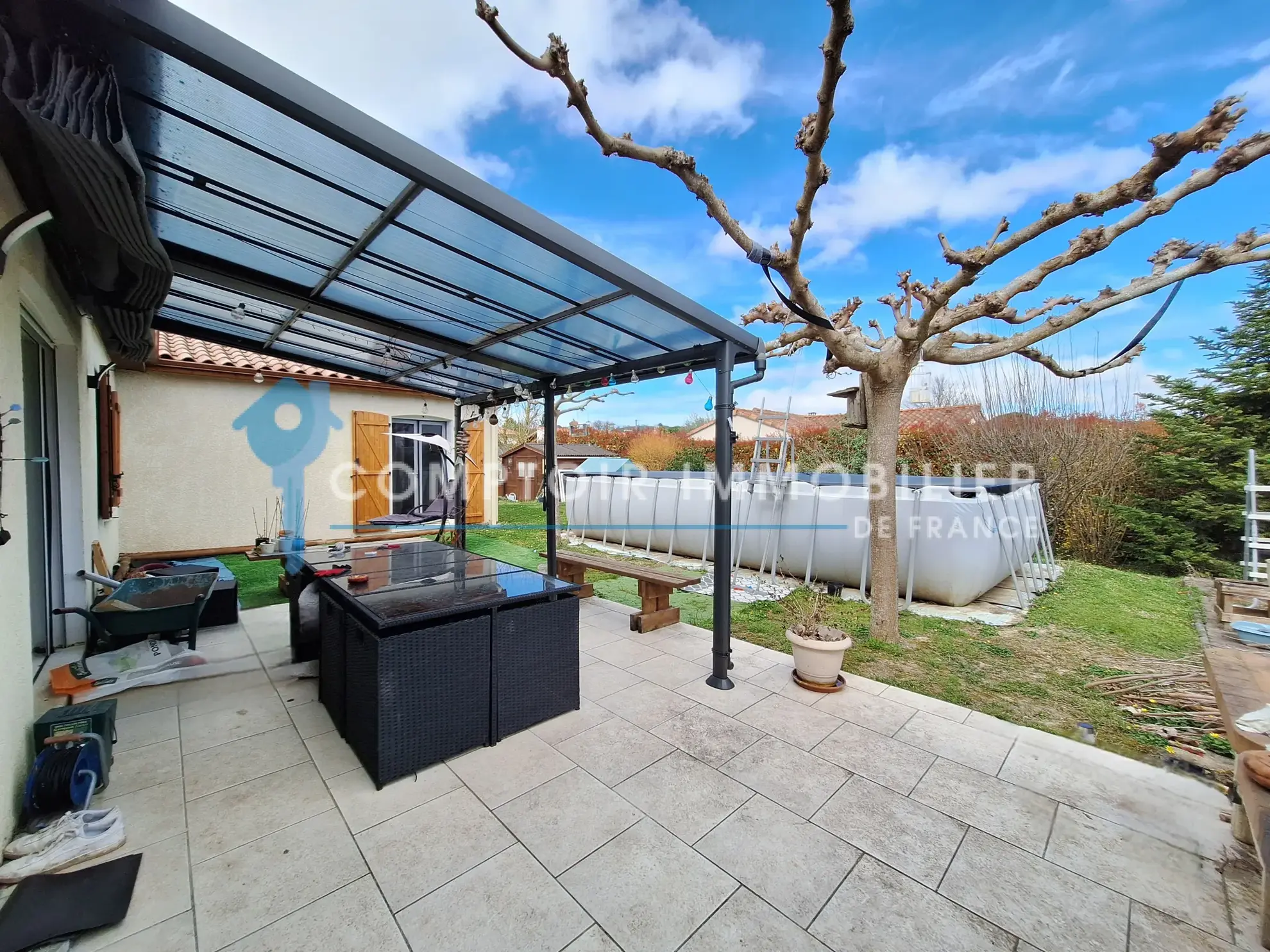 Villa 5 chambres avec terrasse et piscine à Saint-Germain-Des-Prés, proche Soual 