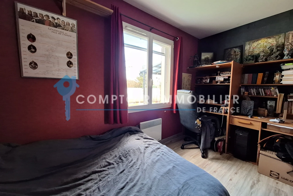 Villa 5 chambres avec terrasse et piscine à Saint-Germain-Des-Prés, proche Soual 
