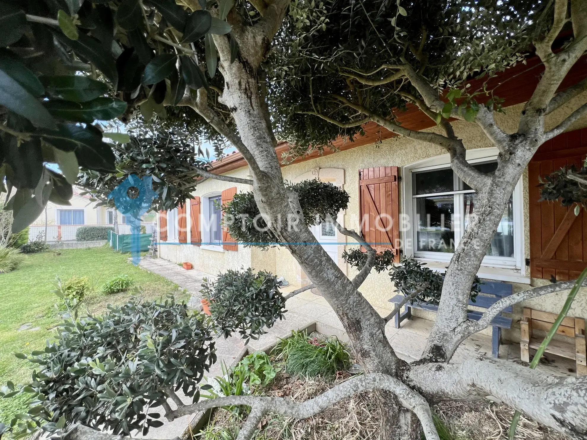 Villa 5 chambres avec terrasse et piscine à Saint-Germain-Des-Prés, proche Soual 