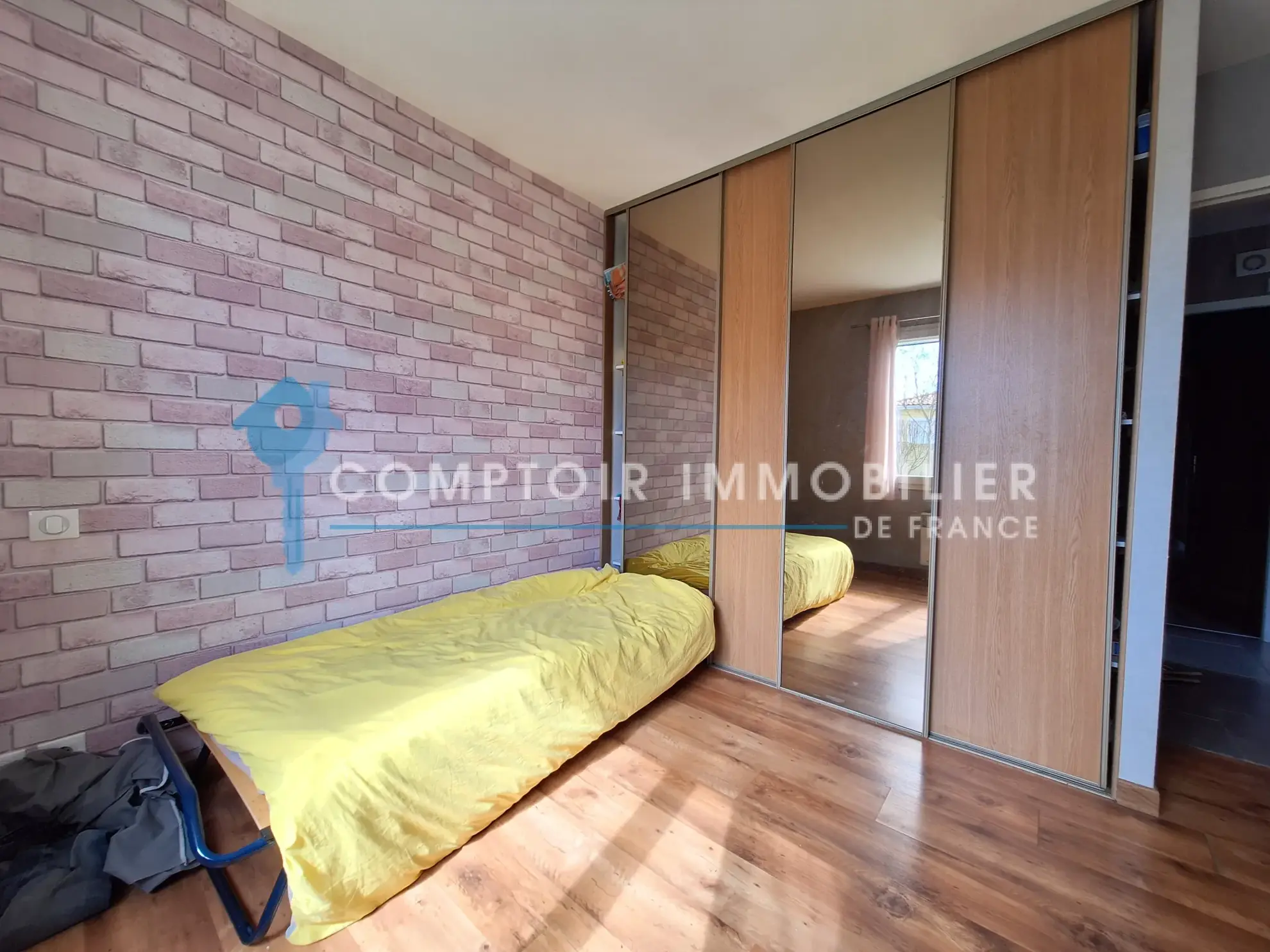 Villa 5 chambres avec terrasse et piscine à Saint-Germain-Des-Prés, proche Soual 