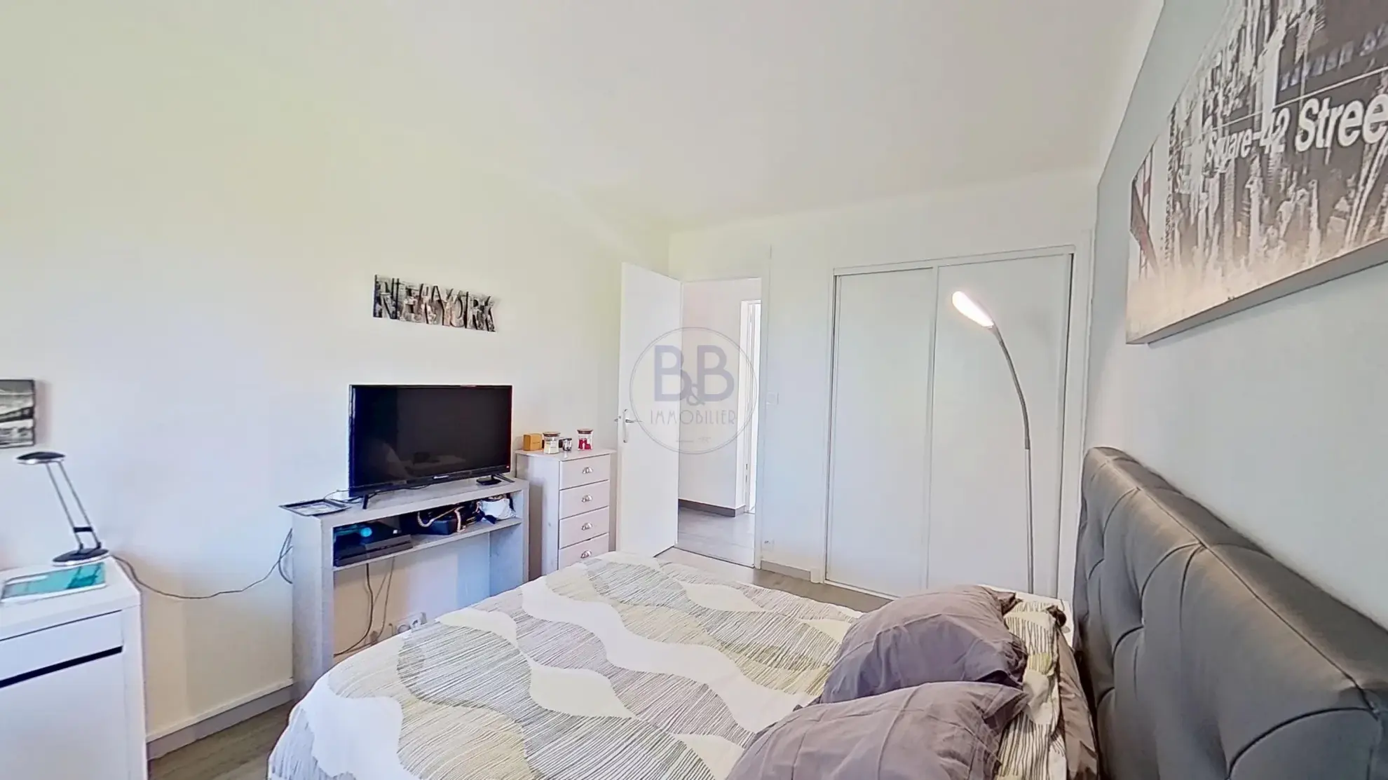 Appartement traversant de 75 m² à Fréjus proche plages - Exclusivité 