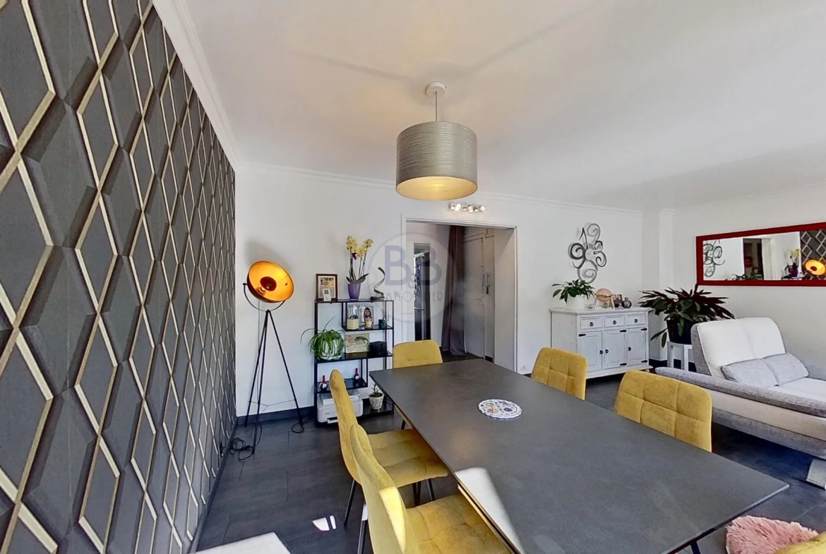 Appartement traversant de 75 m² à Fréjus proche plages - Exclusivité 