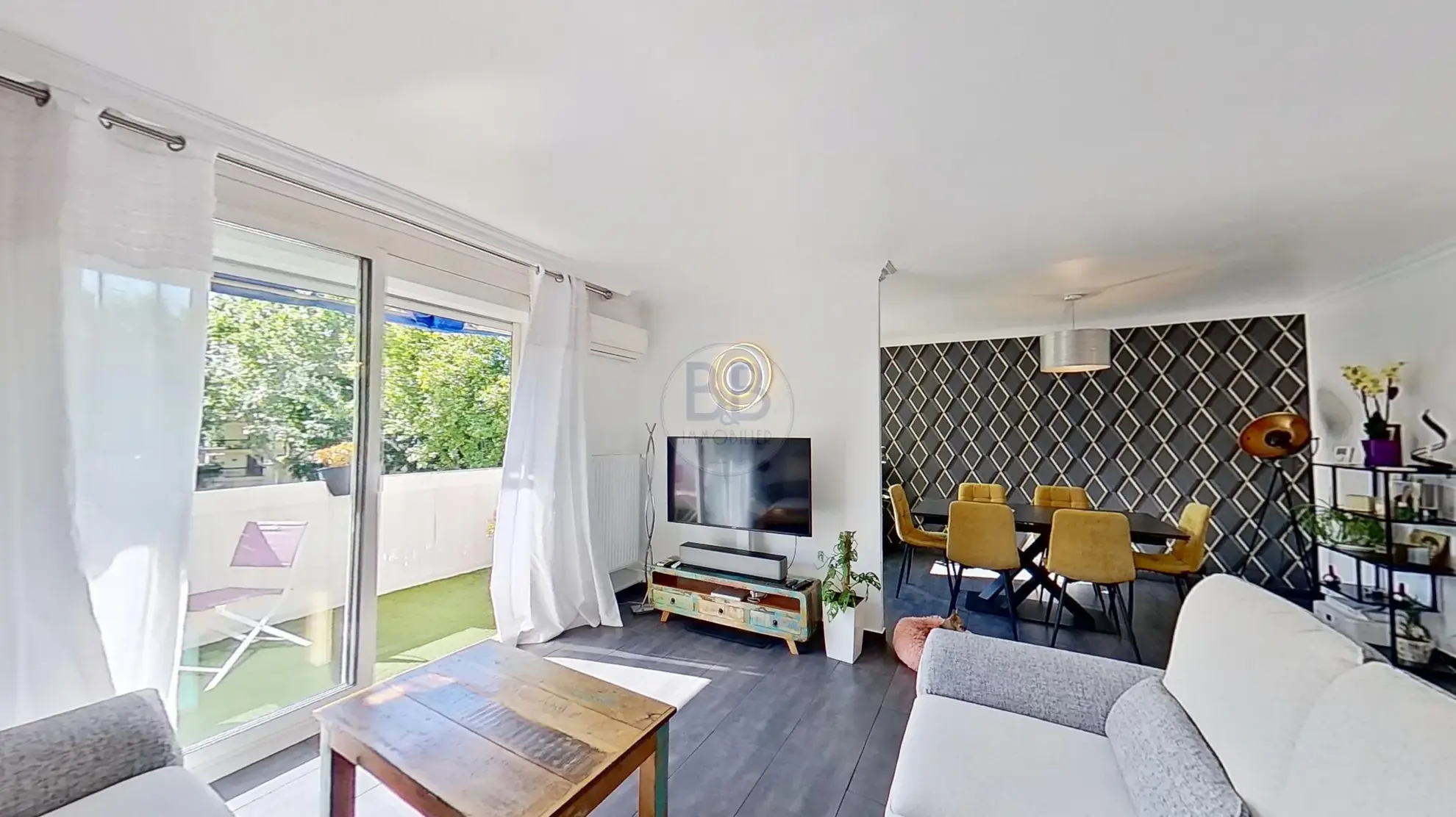 Appartement traversant de 75 m² à Fréjus proche plages - Exclusivité 