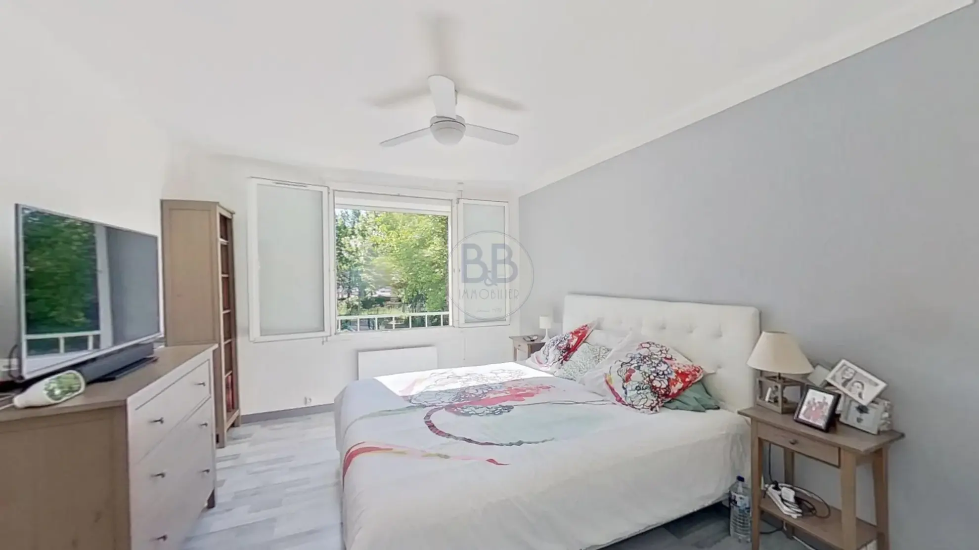 Appartement traversant de 75 m² à Fréjus proche plages - Exclusivité 