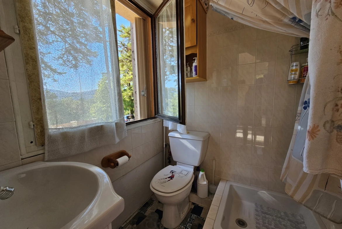 Appartement 3 pièces avec deux balcons à Thorenc, idéal pied-à-terre en campagne 