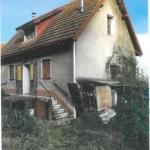 Maison T4 à vendre à Chambéry à 100 000 € avec jardin et terrasse