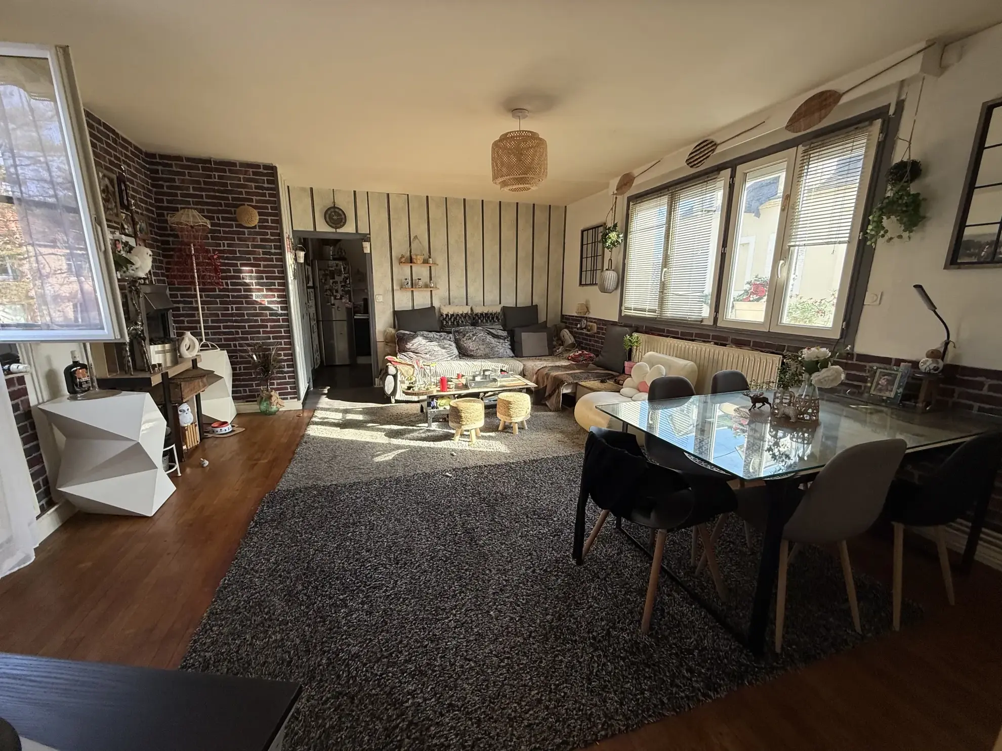 Immeuble de rapport à Bellerive-sur-Allier avec deux lots loués 