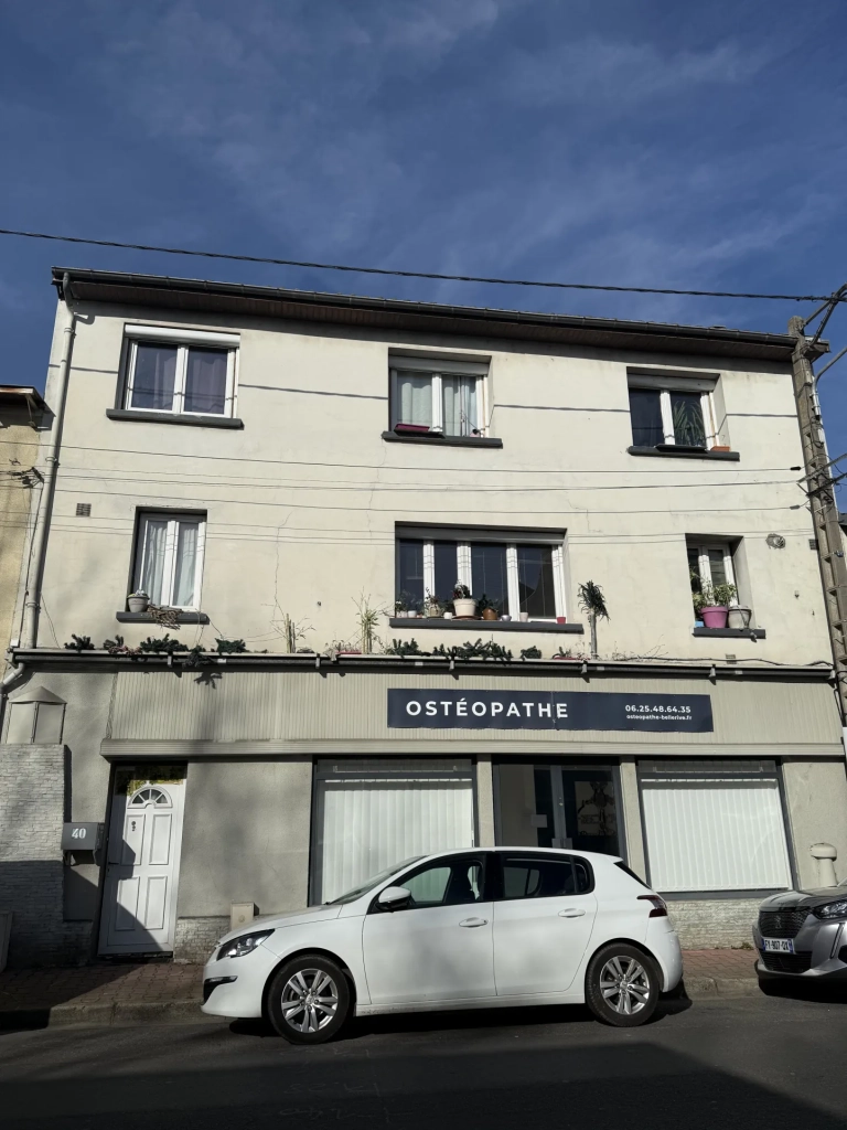 Immeuble de rapport à Bellerive-sur-Allier avec deux lots loués