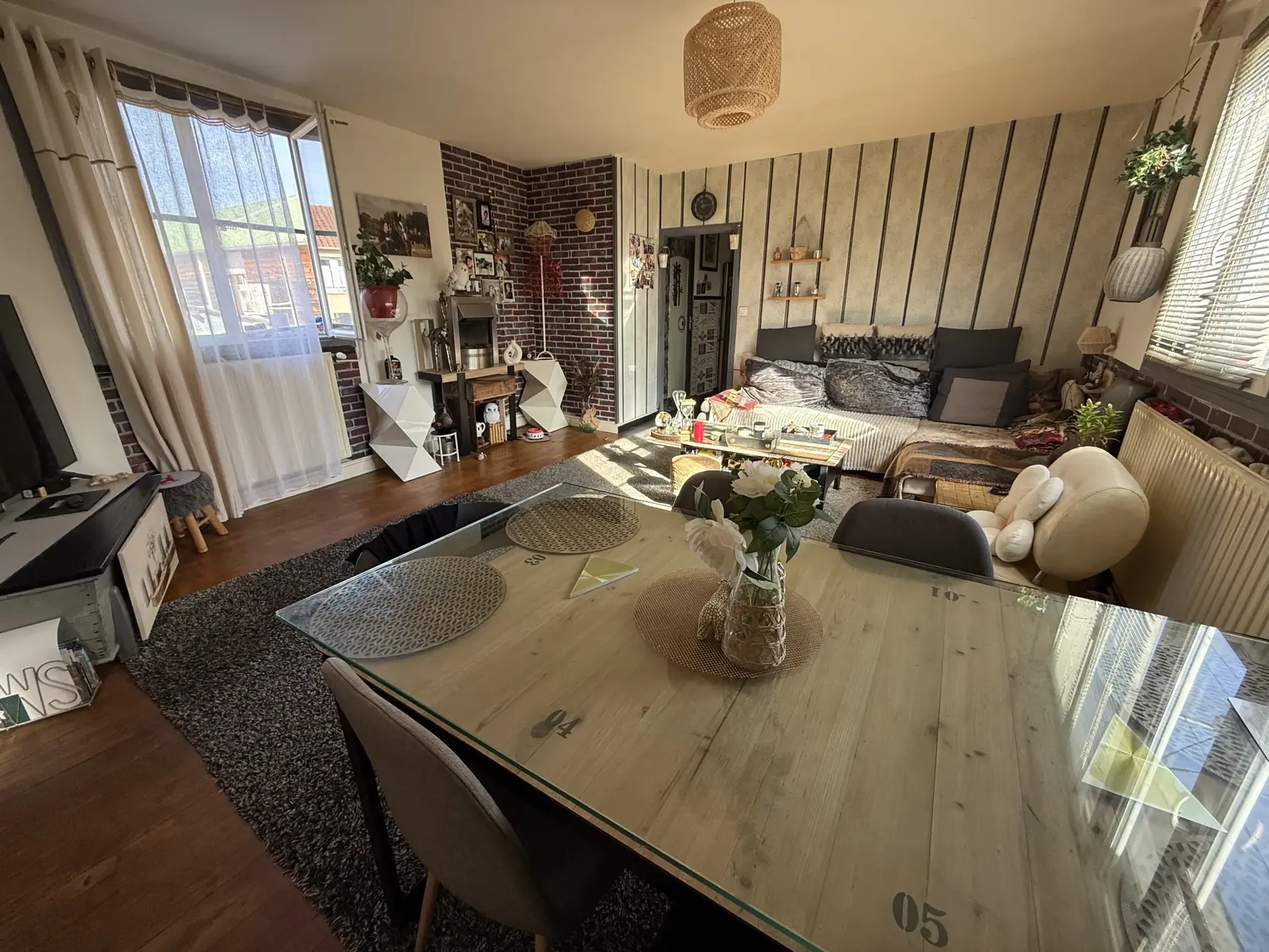 Immeuble de rapport à Bellerive-sur-Allier avec deux lots loués 