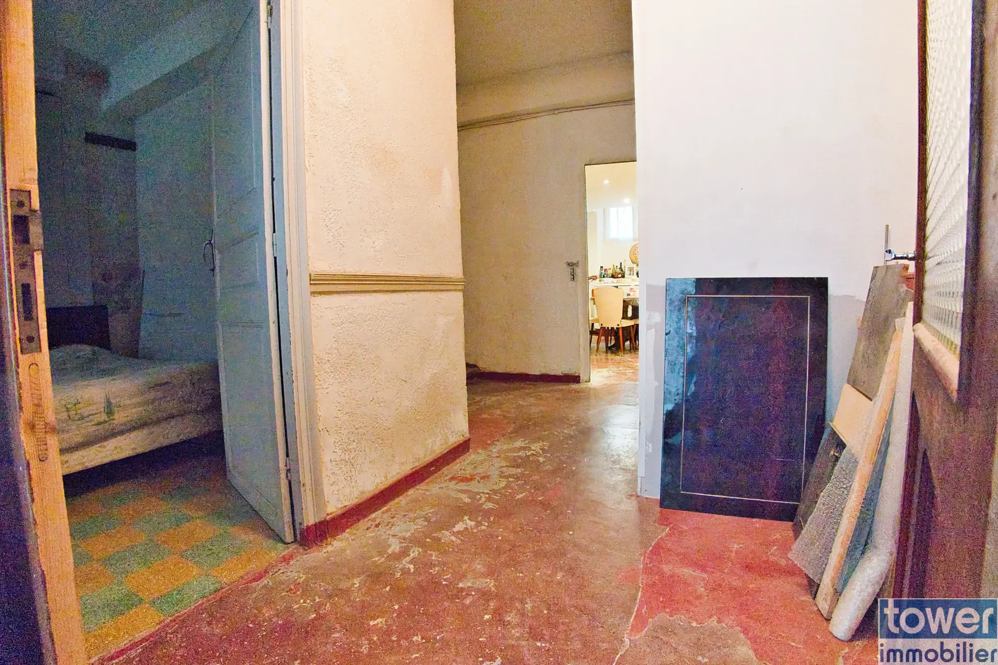 Maison de village avec jardin à Cascastel-des-Corbières, potentiel de restauration 