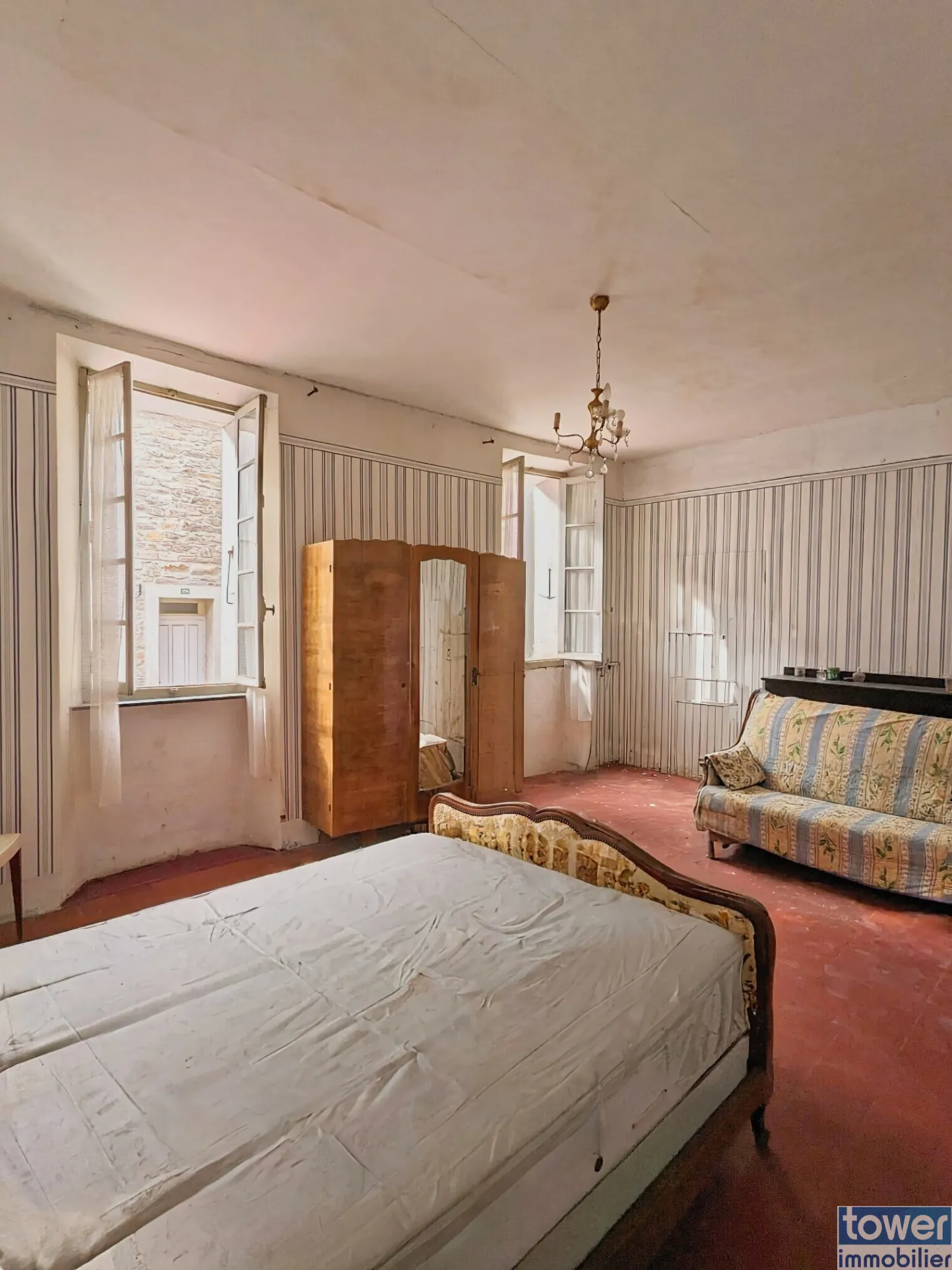 Maison de village avec jardin à Cascastel-des-Corbières, potentiel de restauration 