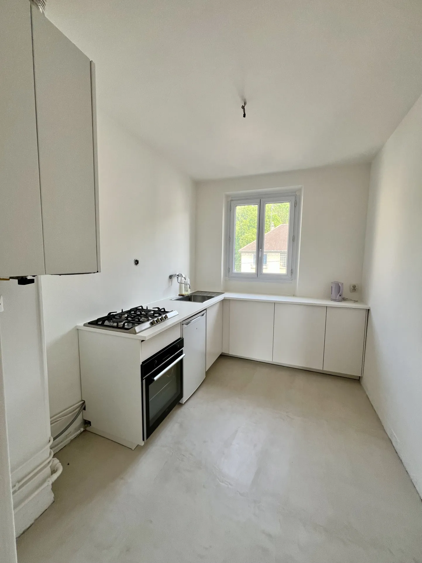 Bel appartement traversant de 70m² avec vue sur la Seine, proche Paris 