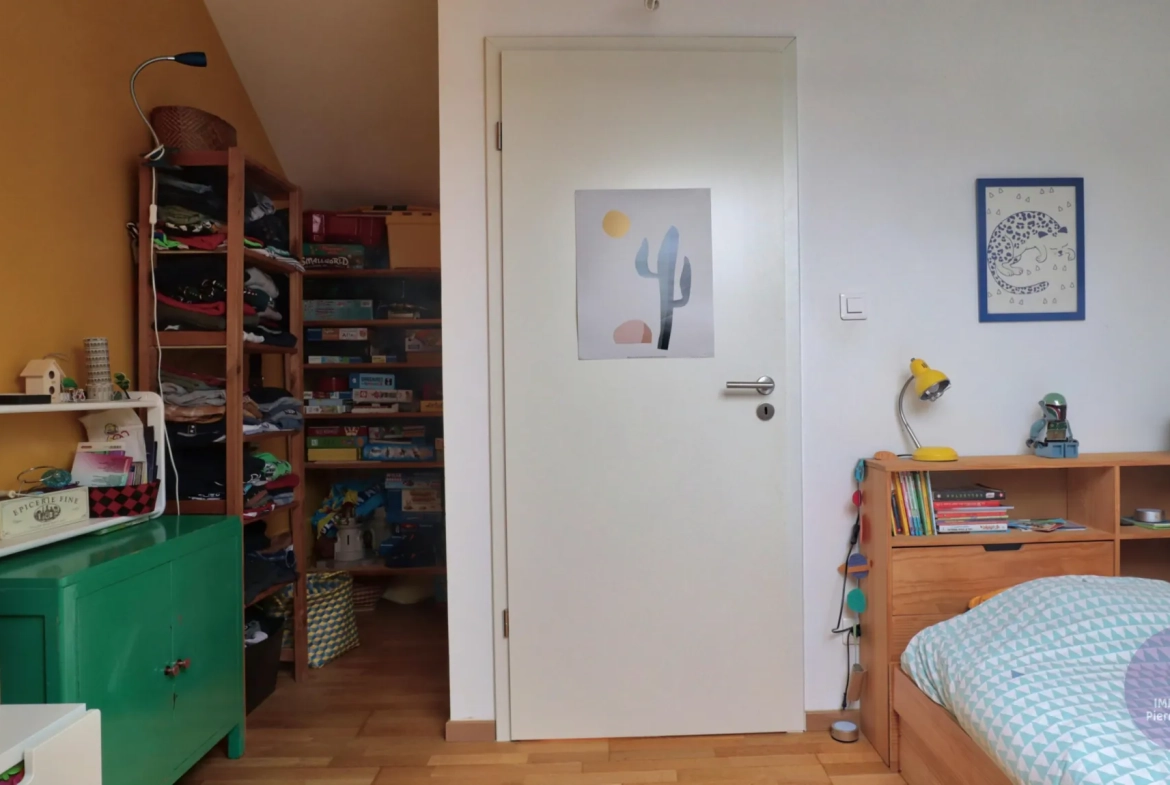 Maison 5 pièces à Erstein de 118,96 m² avec terrasse et garage, charme et confort moderne 