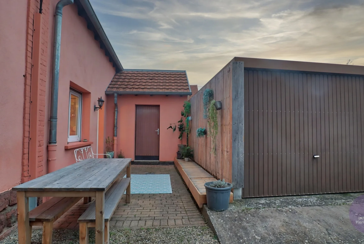 Maison 5 pièces à Erstein de 118,96 m² avec terrasse et garage, charme et confort moderne 