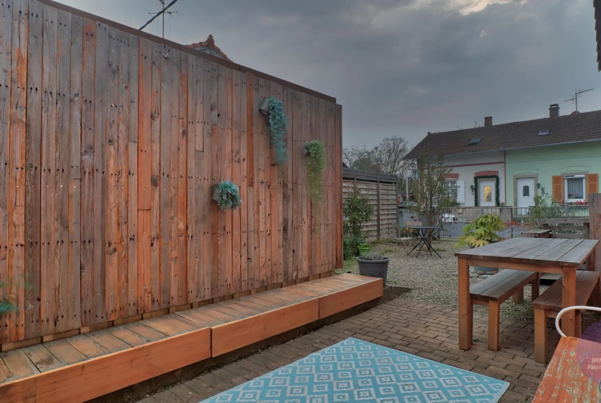 Maison 5 pièces à Erstein de 118,96 m² avec terrasse et garage, charme et confort moderne 