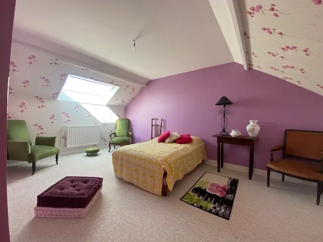 Charmante maison de ville 4 chambres avec jardin et dépendances à Bayeux Sud 