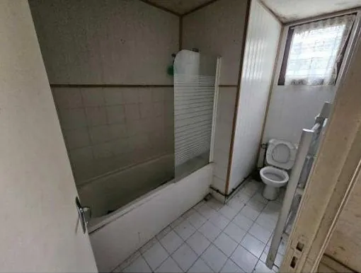 Studio à vendre à Juvisy-sur-Orge (91) par enchères, parking inclus, prix évolutif 