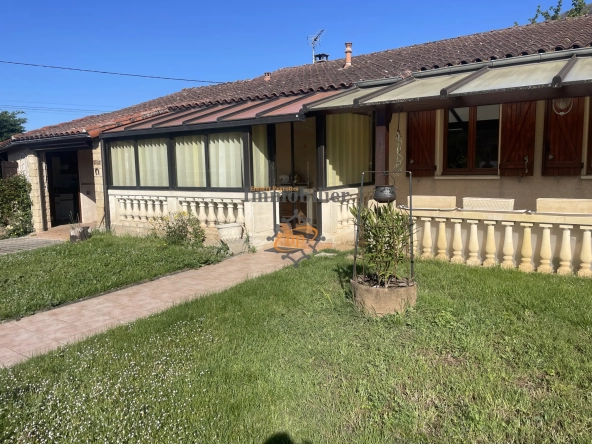 À vendre maison de plain-pied de 80 m² avec jardin à Saint Affrique