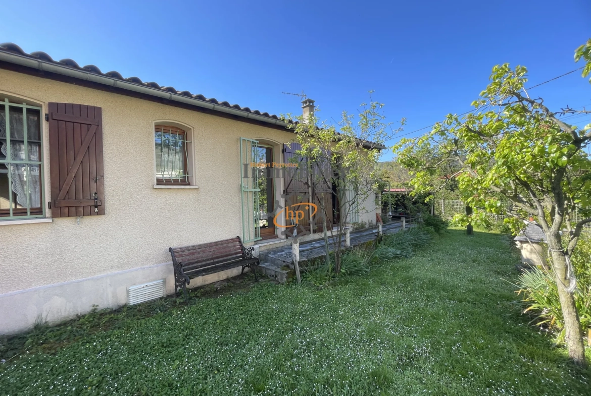 À vendre maison de plain-pied de 80 m² avec jardin à Saint Affrique 