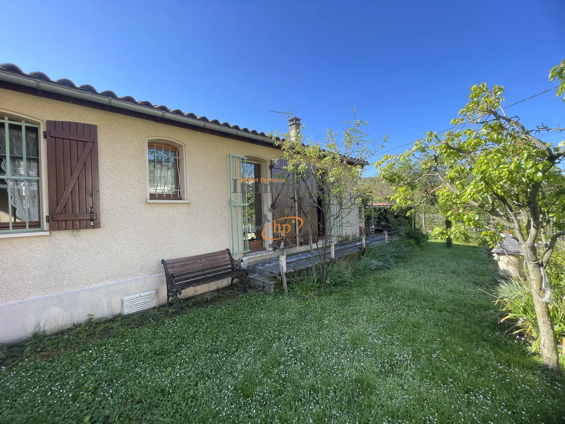 À vendre maison de plain-pied de 80 m² avec jardin à Saint Affrique 