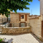 Charmante maison de village avec vue dégagée à Bonson - 97 m²
