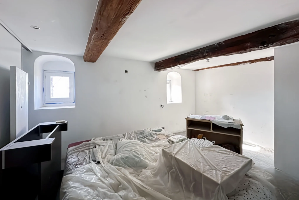 Charmante maison de village avec vue dégagée à Bonson - 97 m² 