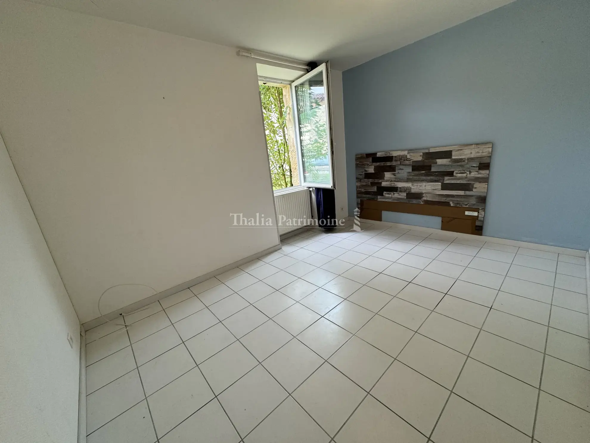 Belle maison en pierre de 220m² avec atelier et jardin à Cadillac 