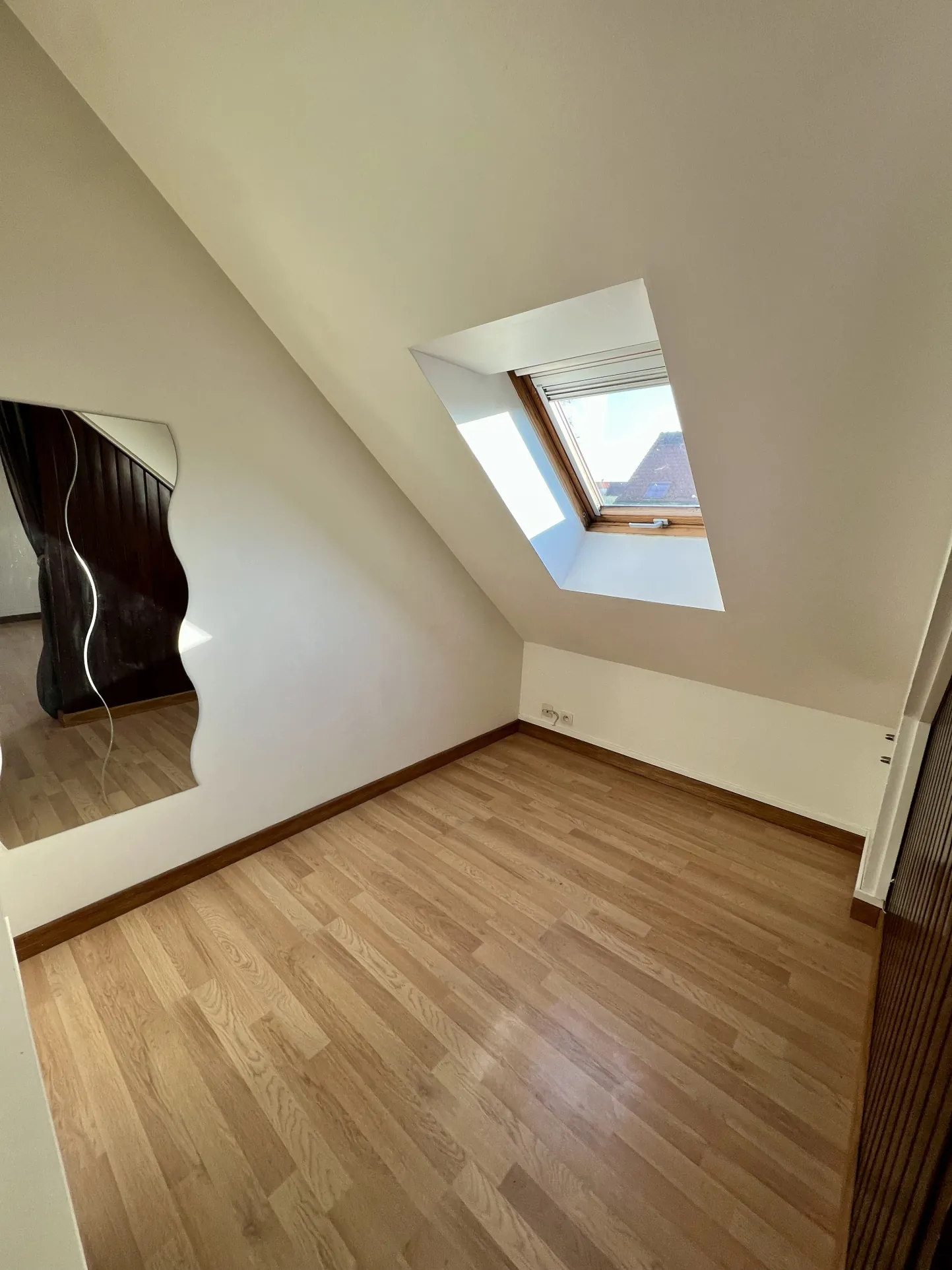 Appartement lumineux avec parking à Vernouillet - parfait pour investissement 