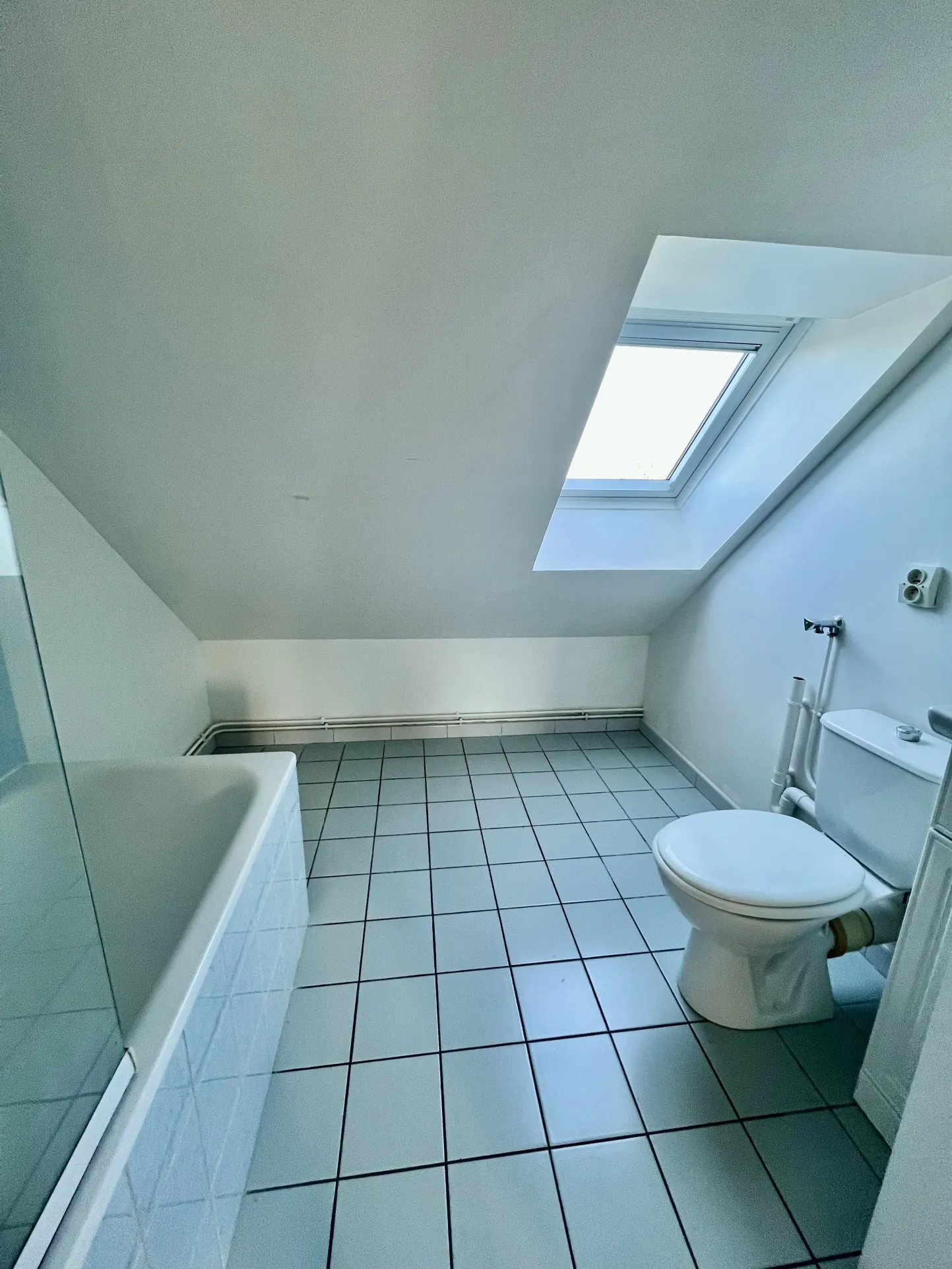Appartement lumineux avec parking à Vernouillet - parfait pour investissement 