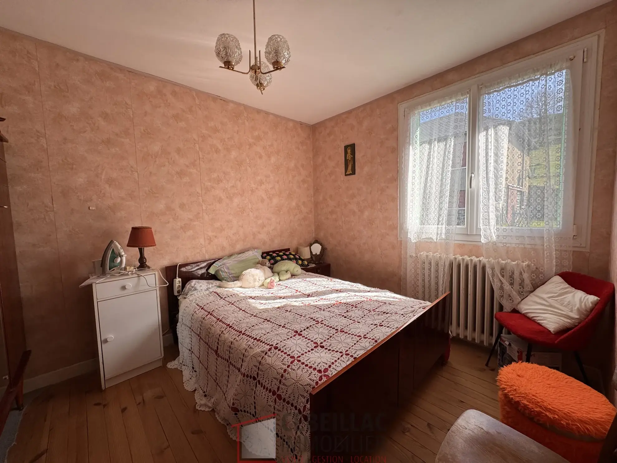 Maison à vendre sur les hauteurs d'Allanche avec 4 chambres et terrain de 586 m² 
