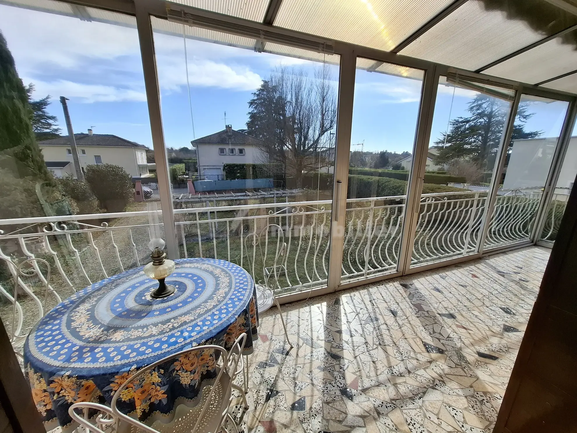 Maison indépendante de 92 m² avec jardin à Pizançon, proximité commodités 