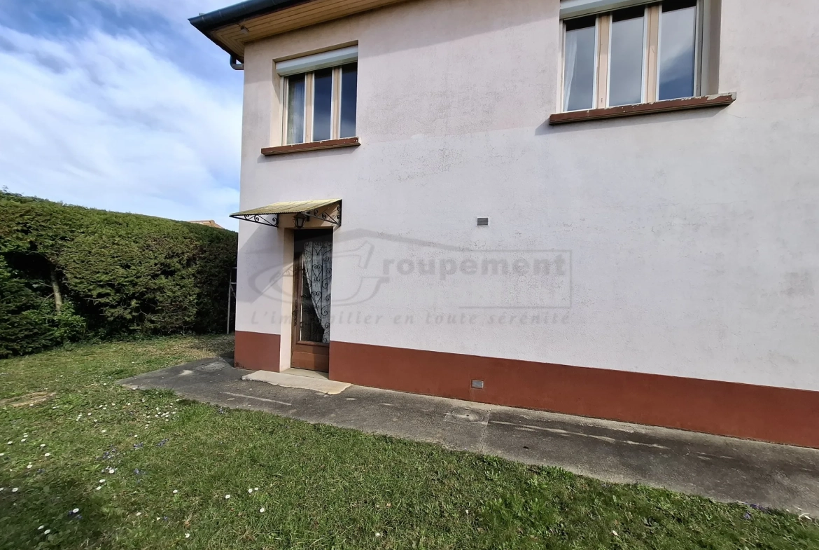 Maison indépendante de 92 m² avec jardin à Pizançon, proximité commodités 