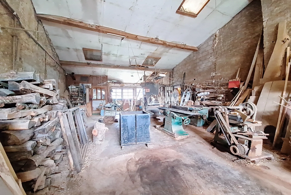 Grande maison de 183 m² avec potentiel à Remoncourt - Vente immobilière 