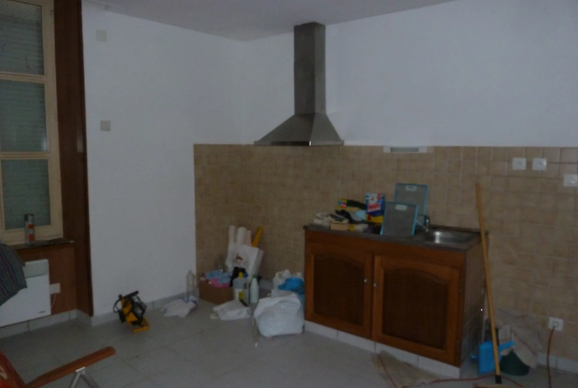Maison de 4 appartements à vendre à Chatillon en Bazois - Opportunité d'investissement 