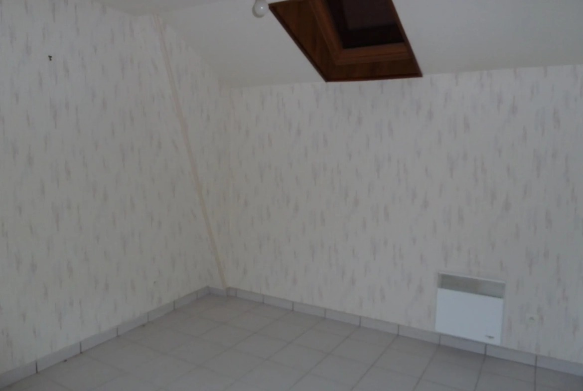 Maison de 4 appartements à vendre à Chatillon en Bazois - Opportunité d'investissement 