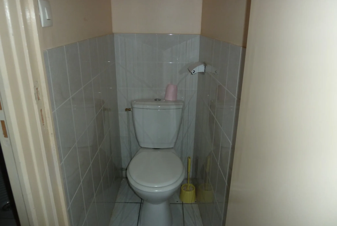 Maison de 4 appartements à vendre à Chatillon en Bazois - Opportunité d'investissement 