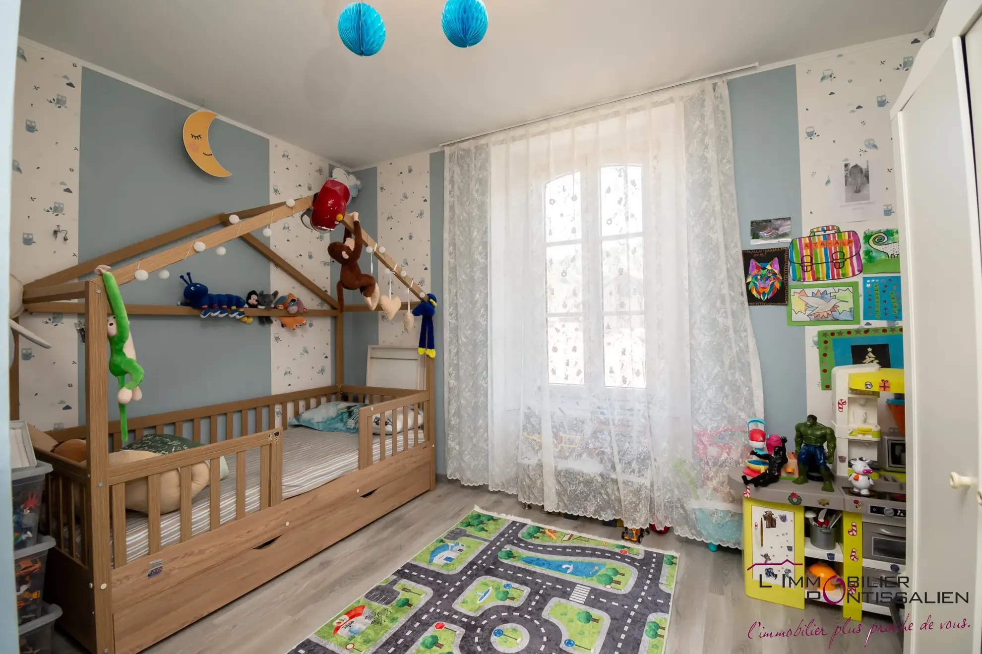Appartement 5 pièces à Pontarlier avec jardin, garage et dépendances 