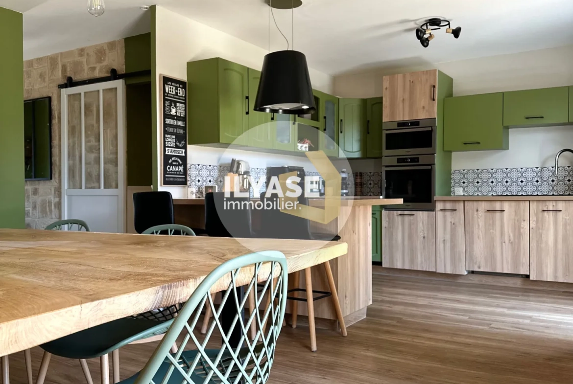Maison 110 m² avec piscine et jardin à Saint-Didier-en-Bresse 