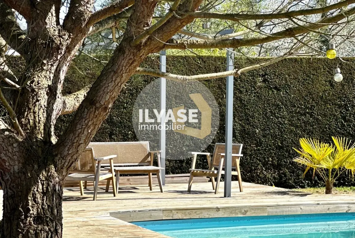 Maison 110 m² avec piscine et jardin à Saint-Didier-en-Bresse 