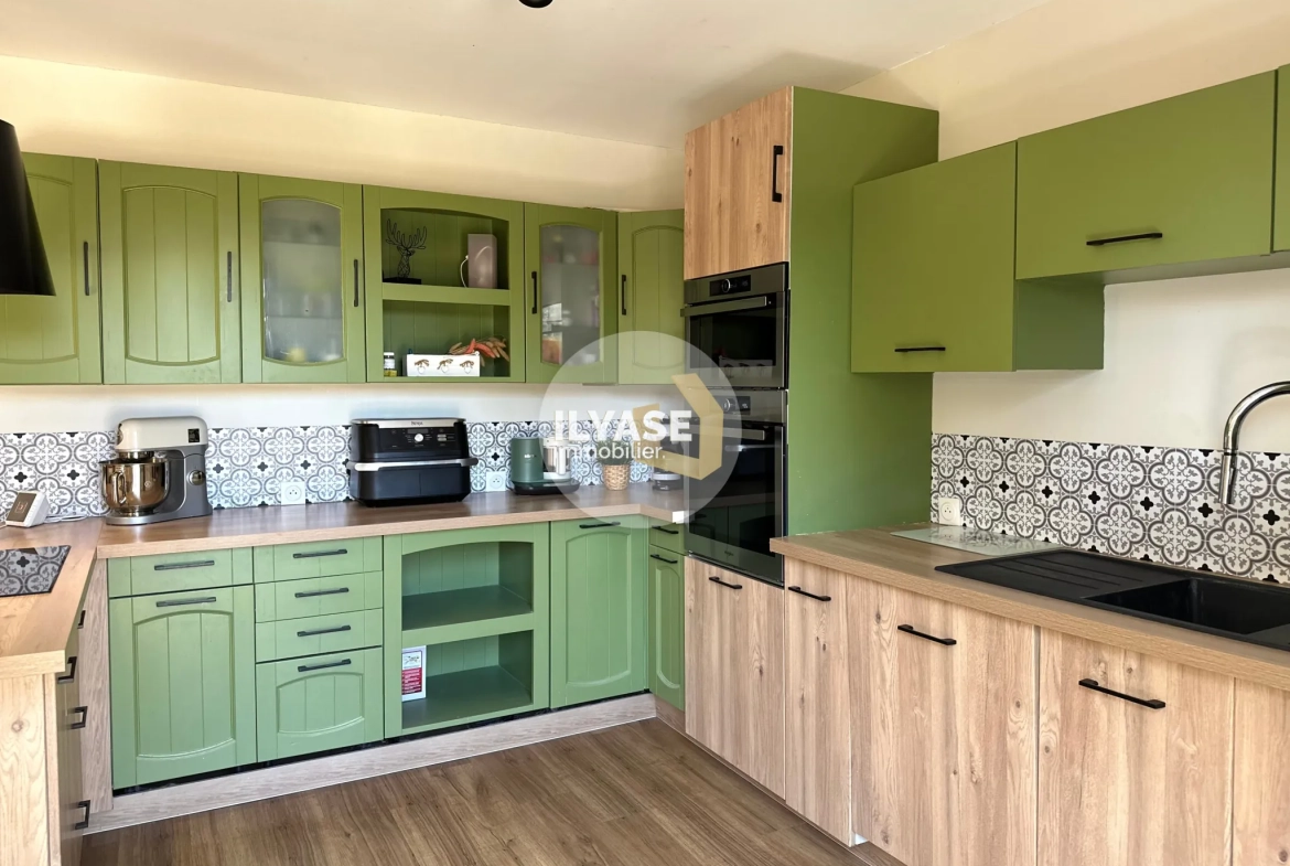 Maison 110 m² avec piscine et jardin à Saint-Didier-en-Bresse 