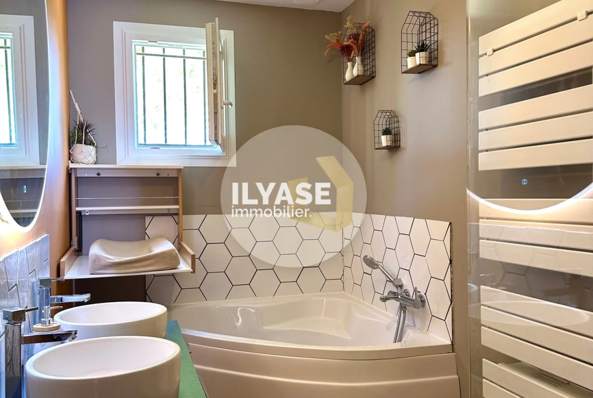 Maison 110 m² avec piscine et jardin à Saint-Didier-en-Bresse 