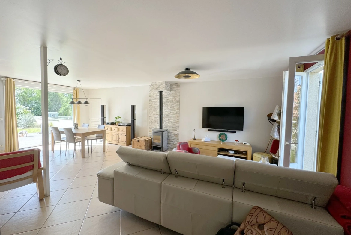 Maison 4 chambres à vendre proche d'Étampes (91) avec jardin et garage 