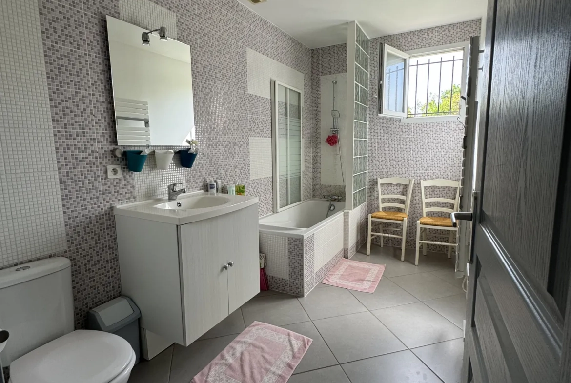 Maison 4 chambres à vendre proche d'Étampes (91) avec jardin et garage 