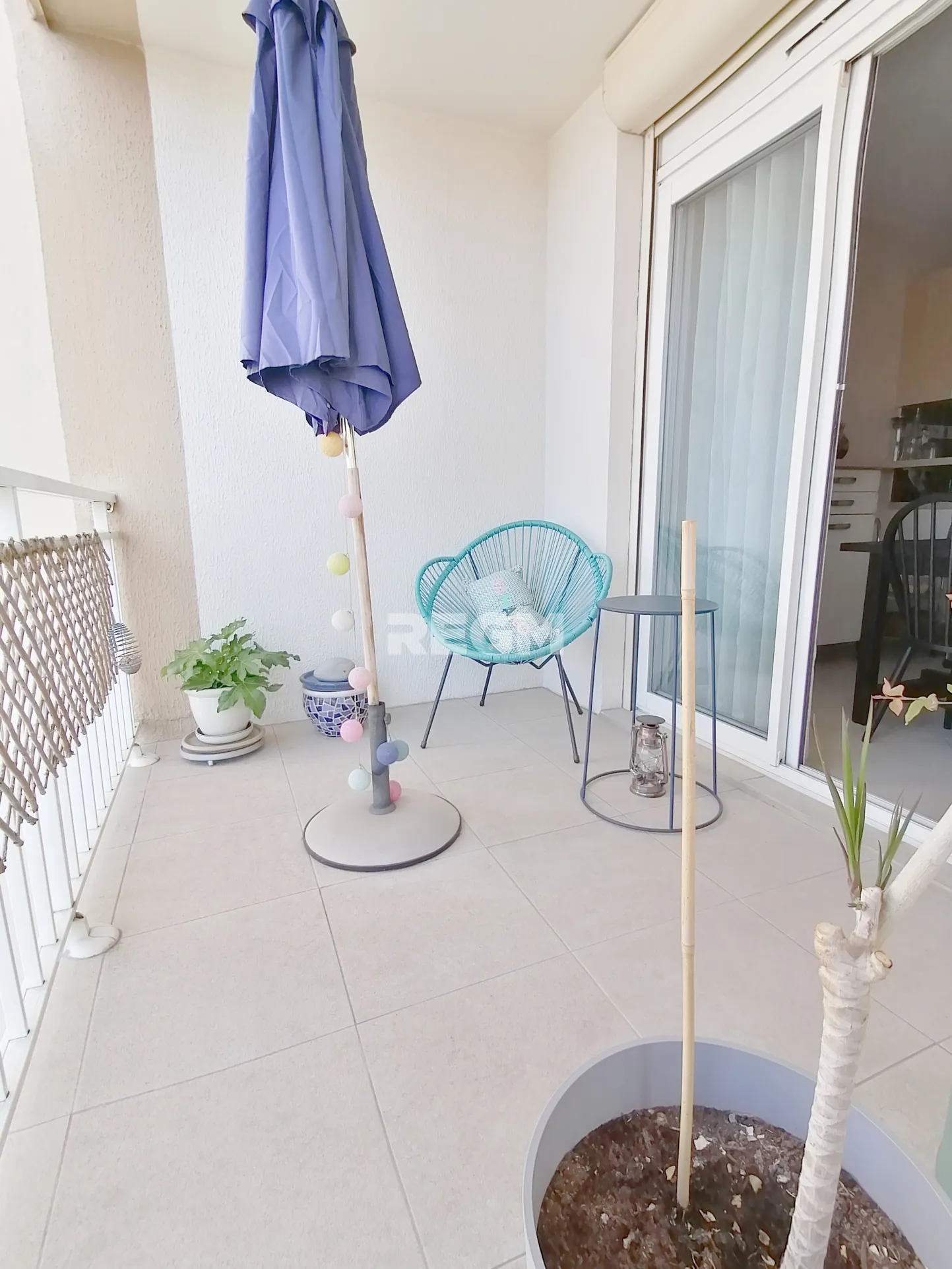 Appartement T5 lumineux à Marseille, dernier étage avec vue dégagée 