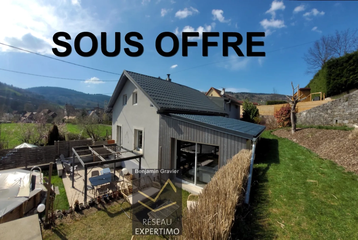 Maison rénovée avec piscine et garage à Stosswihr, 110 m², terrain ensoleillé 